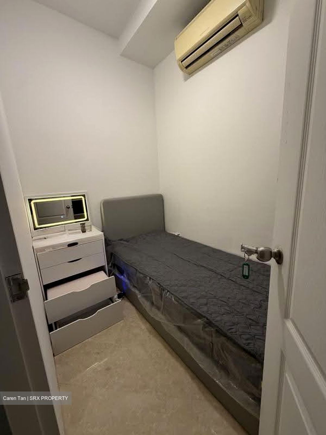 Oleander Towers (D12), Apartment #608462191